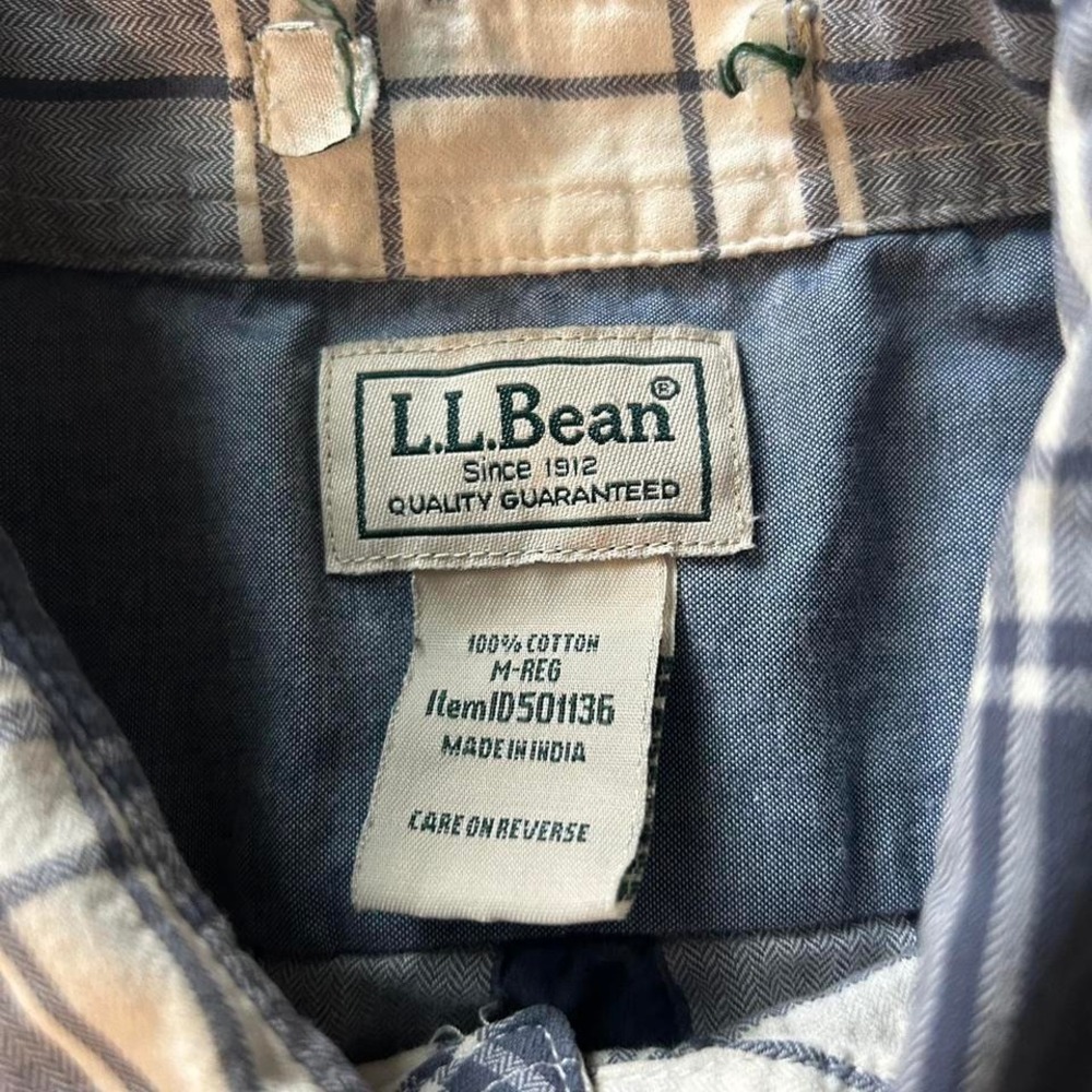 L.L. Bean Blue Plaid Button Down Shirt Classic Casual - Size M - Picture 3 of 3